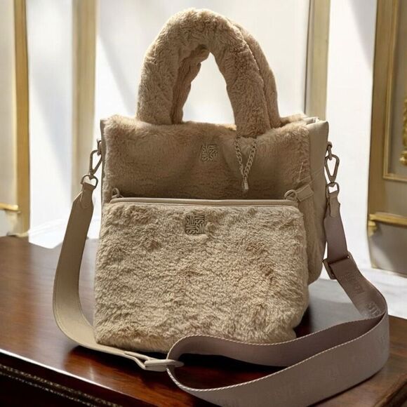 Steve Madden Faux Fur Cream 2-1 Tote Shoulder Bag New Release 2024 - Picture 1 of 6
